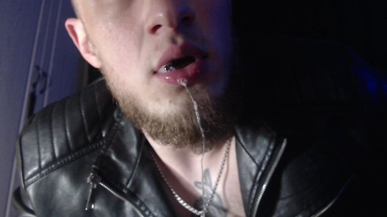 Hunky time: Un Papa Fesse Et Nourrit Une Bave