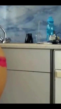 Kotě Sexydea stříká na živé webové kameře