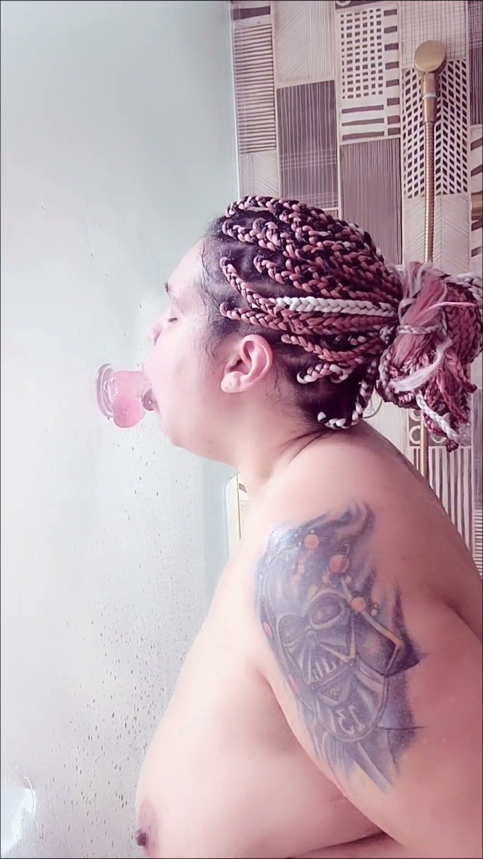 CenSired: Mainan seks sepong kontol