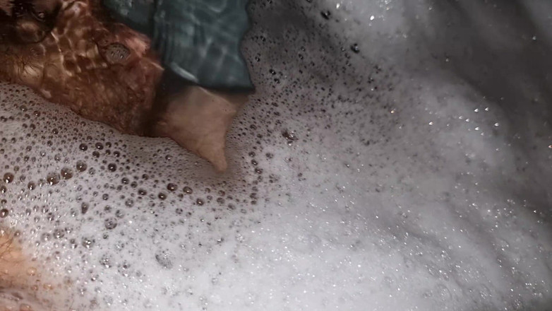 Alexander Audran: ¿A quién le gustaría hacerme compañía? Me paja en el...