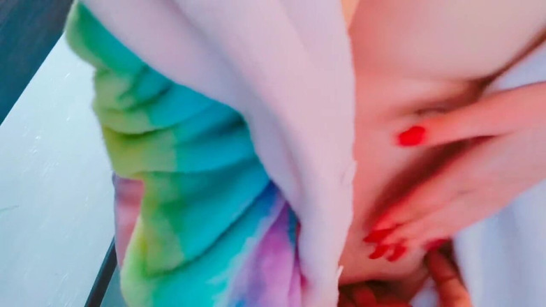 Taboo Room: 義理の妹は、必要なときに彼女の体に触れさせてくれます