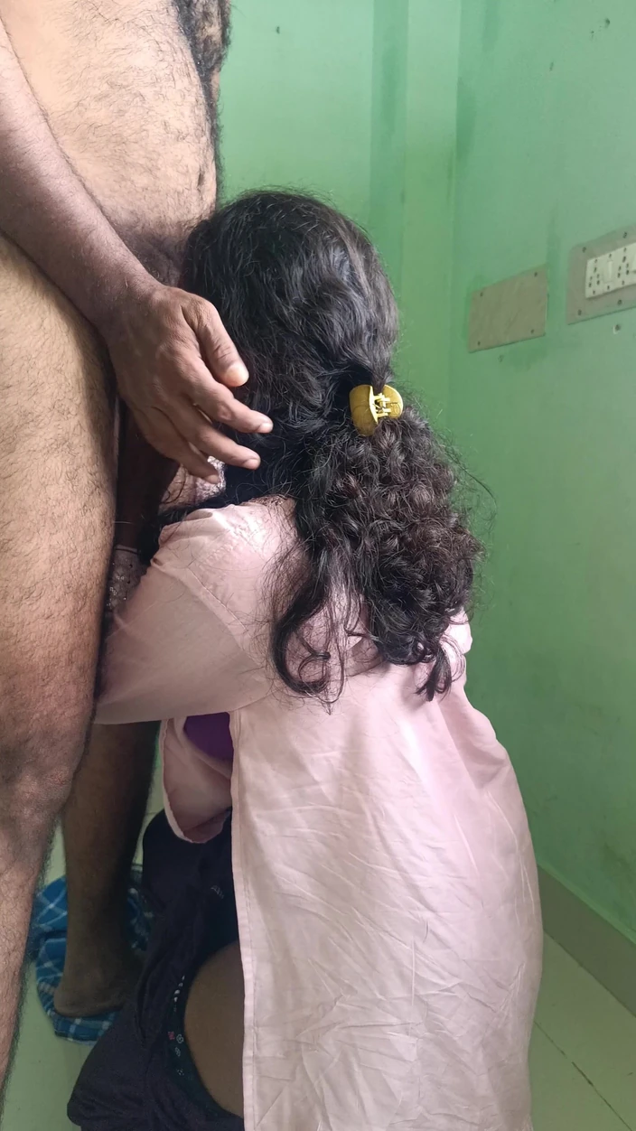 Laxi ammu: House Maid Enjoying Standing Sex