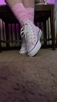 Pembe Converse Obsession