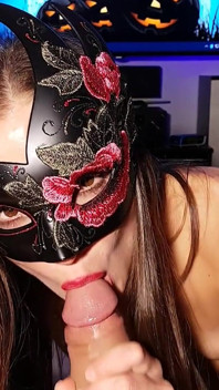 Süper ateşli ve sevimli bakış açısı oral seks