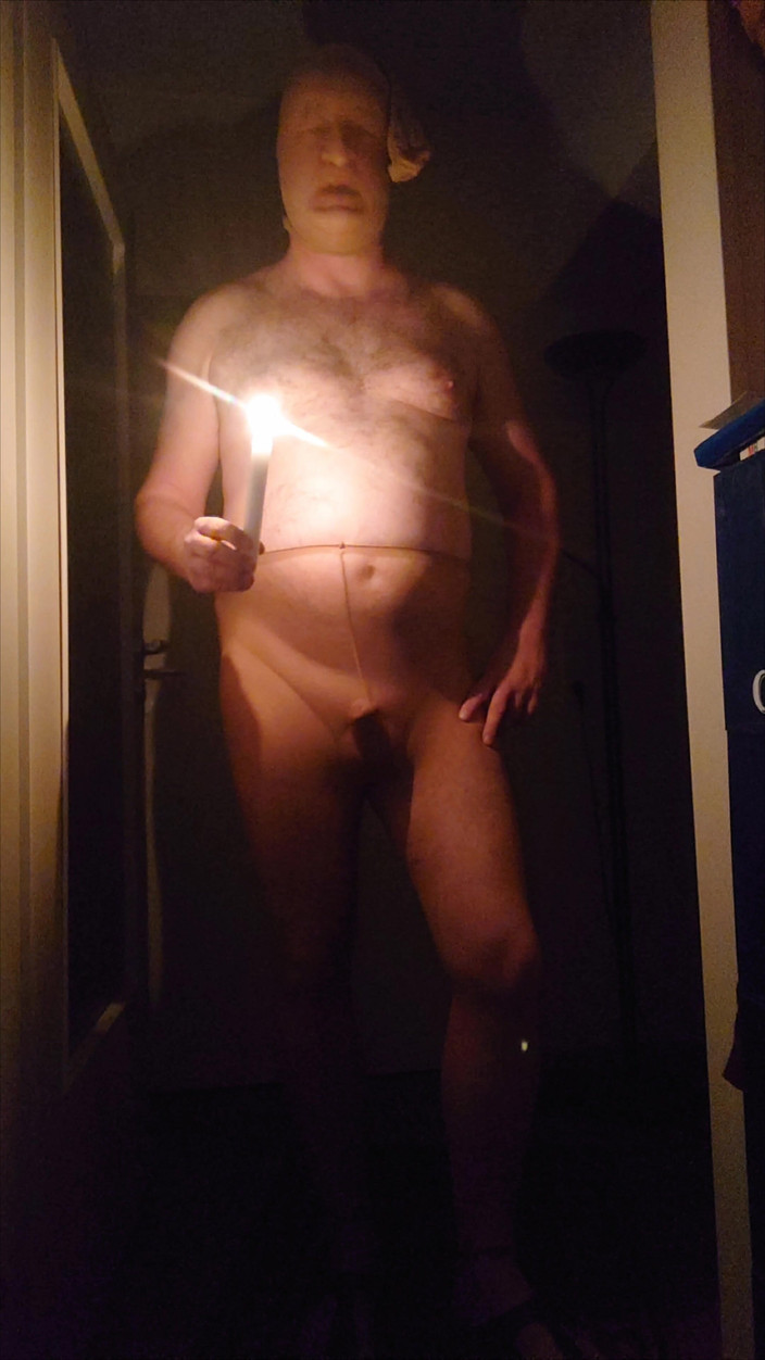 Carmen_Nylonjunge: Kedatangan Pertama oleh Carmen Nylon Boy