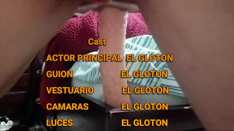 Elgloton: Largo Consolador Dentro Del Gloton