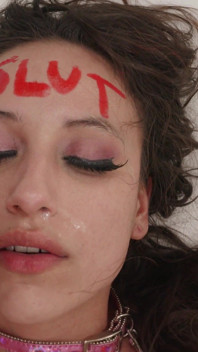 Lola Aiko tidak puas dengan kongkek kasar gunung Danny