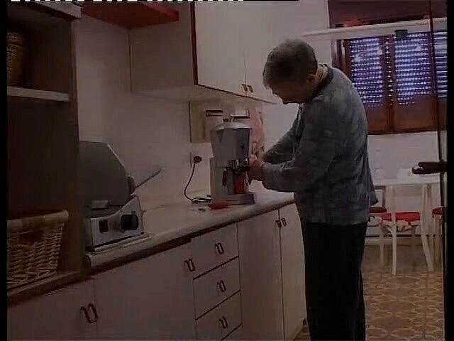 My porn family: 真正的意大利祖传故事 #3 - DVD