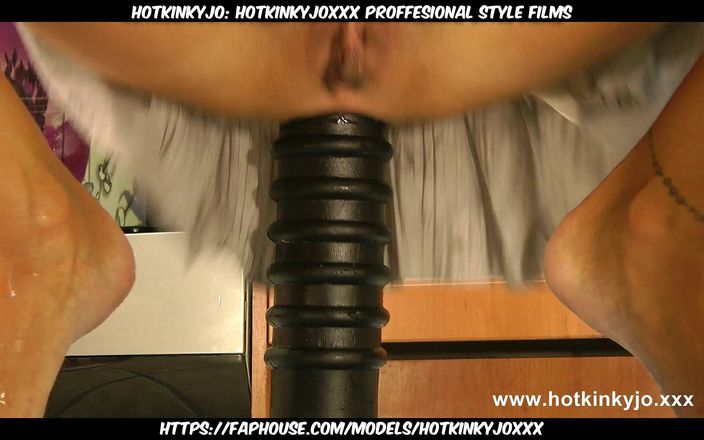 Hotkinkyjo: Hotkinkyjoxxx proffesional style films: Hotkinkyjo terrorisant ruiné son anus avec un énorme gode terroriste et...