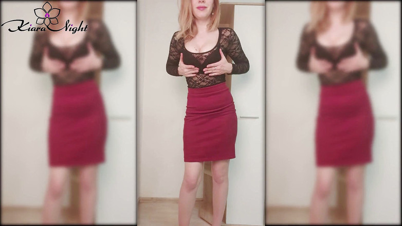 Kiara Night: Guru terangsang dengan penuh semangat masturbasi setelah kelas