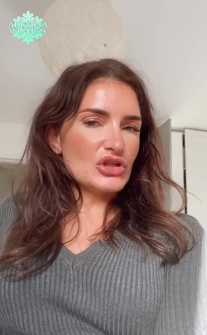 Adreena Winters: A tak začíná tvůj paroháčský trénink