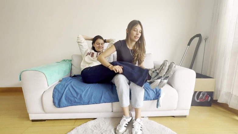 scarlettandc: Fußfetisch Zwischen Lesben