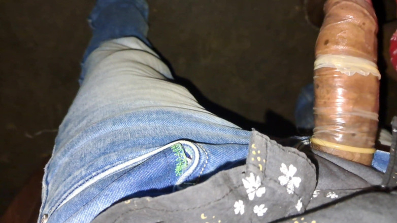 Trilokinath: Vysokoškolská romantika učitelka technologií Ke Sath Sambhog Kiya