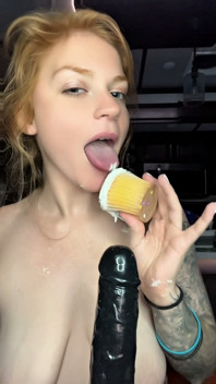 Food Fetish: Miley Coxxx Gets Sticky at Snack Time