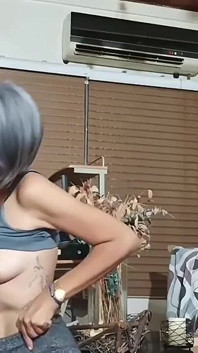 Mamadas y semen en la boca con mi madrastra vol. 3. Cada vez que mi padrastro trabaja.