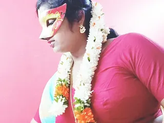 सौतेली बेटी और सौतेला पिता क्रेजी कमबख्त तेलुगु गंदी बात करते हुए। तेलुगु एडियो।