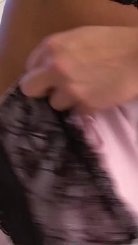 นมโชว์หีเงี่ยน วาเลนติน่า ช่วยตัวเองในห้องน้ำ หีขนดก