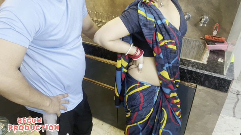 Rukshaar Begum: Alisha se přišla na rozloučenou a šukala s ním....