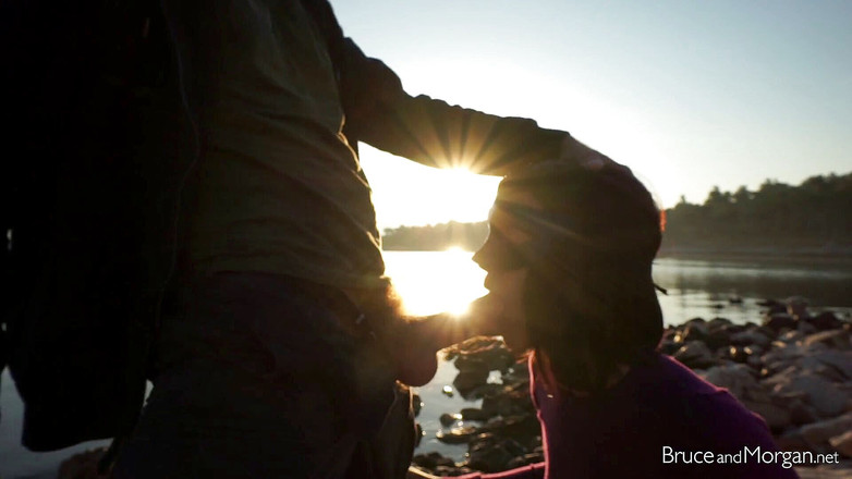 Bruce-and-Morgan: Sex při východu slunce - chcaní duchové venku!