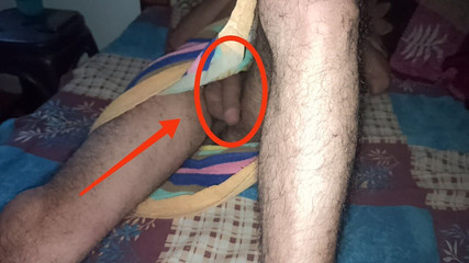 Desi__Panda: Páni, otevřela jsem svého nevlastního bratra Lungi a vyjít velký...