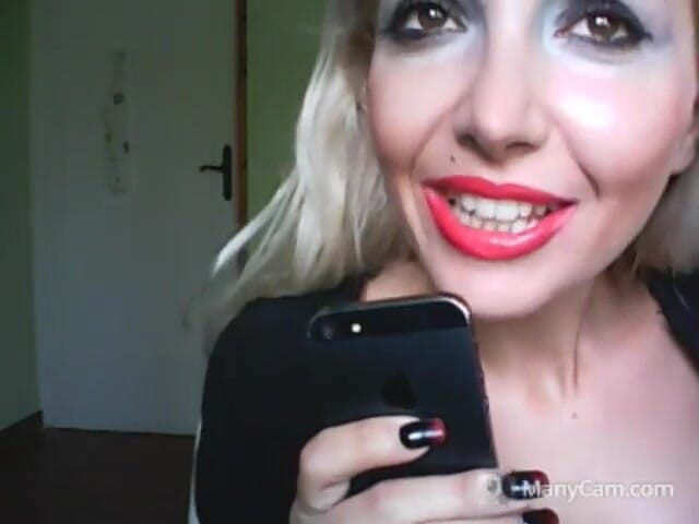 savannahamatoriale: 함께 사바나와 니콜렛 대사관 신성 모독!