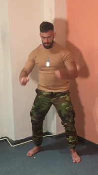 Maximo soldier lagi olahraga