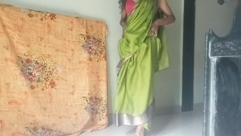 Pranitamayur: Horny Indian Bhabhi Desparate for Hardcore Sex with Husband's Friend