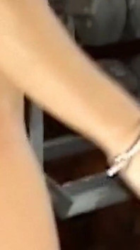 Blonde geile milf nymfo krijgt hete kut geneukt door dikke pik - creampie