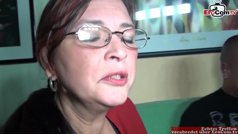 EroCom: Mature chubby BBW sex therapist helps German couple have threesome