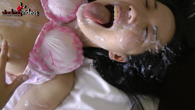 Stocking Videos: Lesbiche interrazziali amatoriali