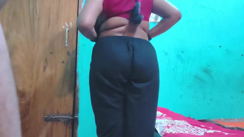 SweetRiyaXO: Sensuell amatör par sex doggy style