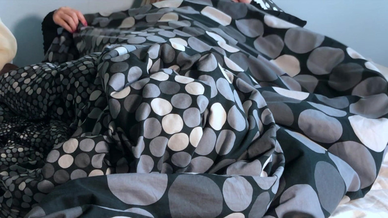 Couplehamster: Kocam, Yokluğunda Chatroulette'da Yabancılarla Kamerada Bir Fahişe Olduğumu Öğrendi 1/9