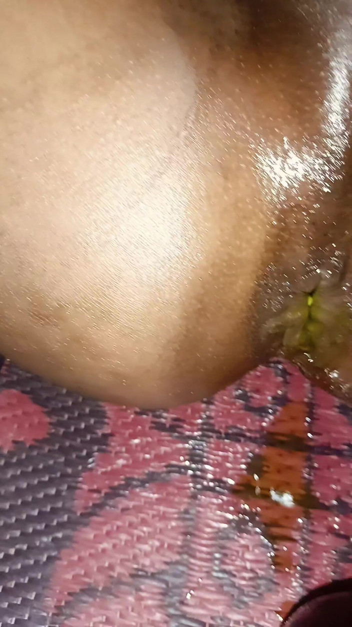 Saliniskxxx: Eşcinsel sikişi ateşli Hint videosu