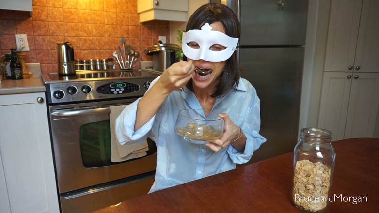 Bruce-and-Morgan: A complete breakfast - piss and cum!