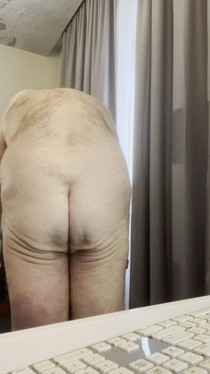 Coach Karl dude lodge: 2026 jurulatih Valentines Karls Butt