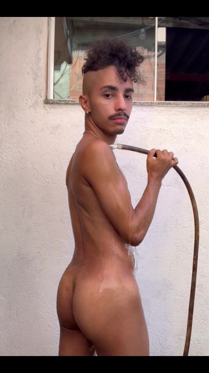 The Vicious Gabe: Vieni a Fare Un Bagno Con Me