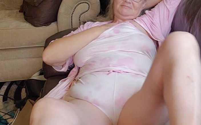 Momma Vee: Мама