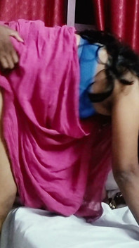 She Need Cash I Need Pleasure