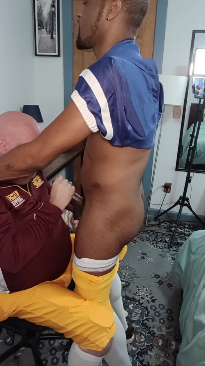 Kennie Jai: Coach Gives Player Sensitive Exam Part 1