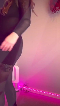 Il fidanzato sissy cagna