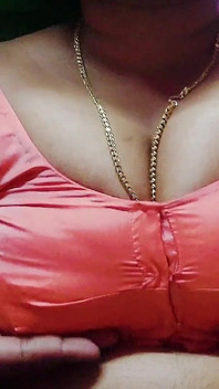 Mi sexy india sola en mi casa