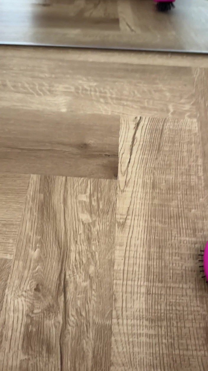 SweetLucy96: Dildo olarak kullanılan fırça