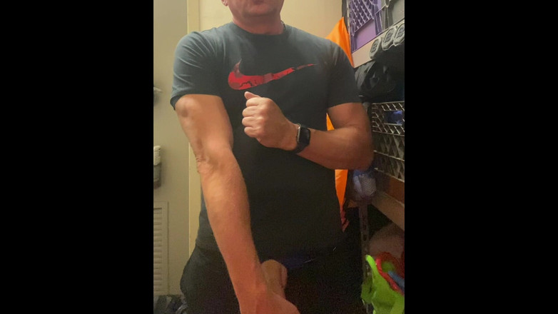 JockDad87: Nadržená Jockdad87 Busts Další nálož Mezi třídami