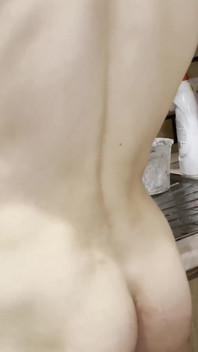 Do You Want Such a Dishwasher at Home?