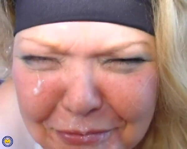 Mature NL: Loira gordinha leva tudo
