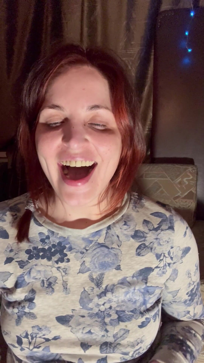 Elena917: Showing Myself and Telling About My Fetishes