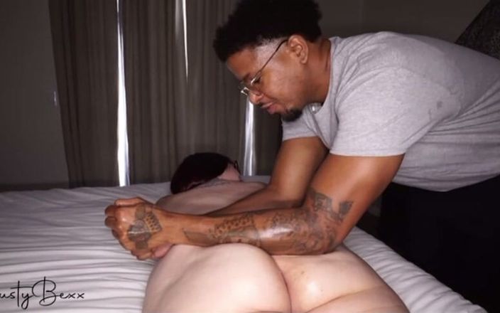 BustyBexx: 与harry long的全方位服务按摩