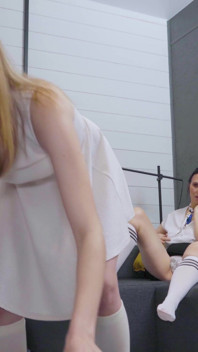 Зріла Isadora & збуджена тінка Аманда Кларк їдять волохаті пизди одна одної