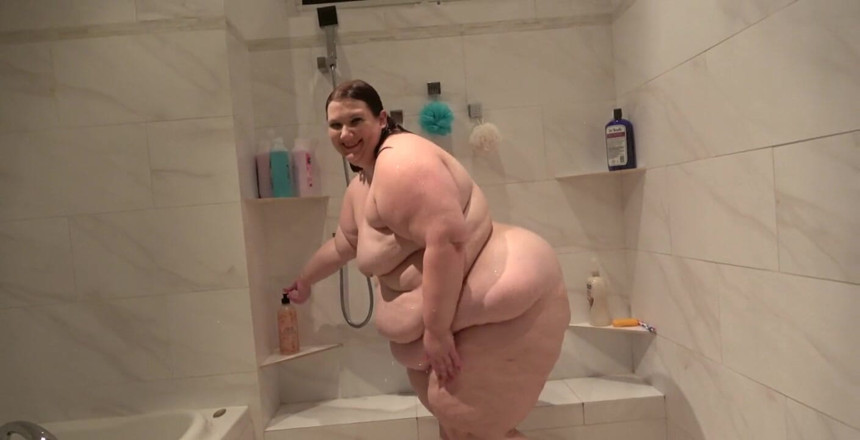 Kayla Peach studios: SSBBW Showers