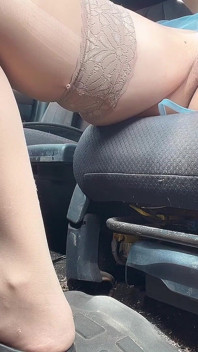 Petite Hana Show Pussy Nake in the Car Blue Dress